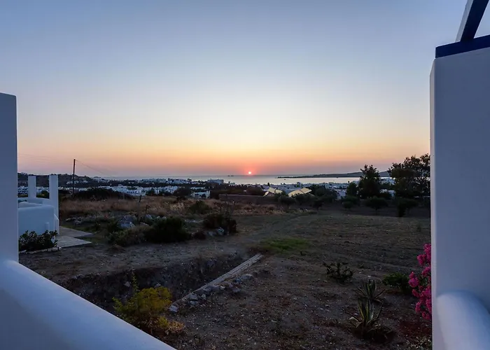 Aigaiou Avra Parikia (Paros)
