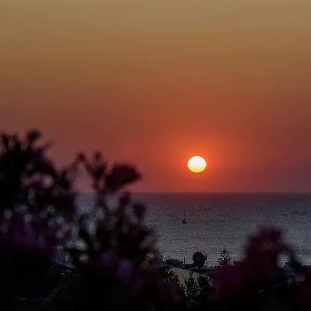 Aigaiou Avra * Πάρος